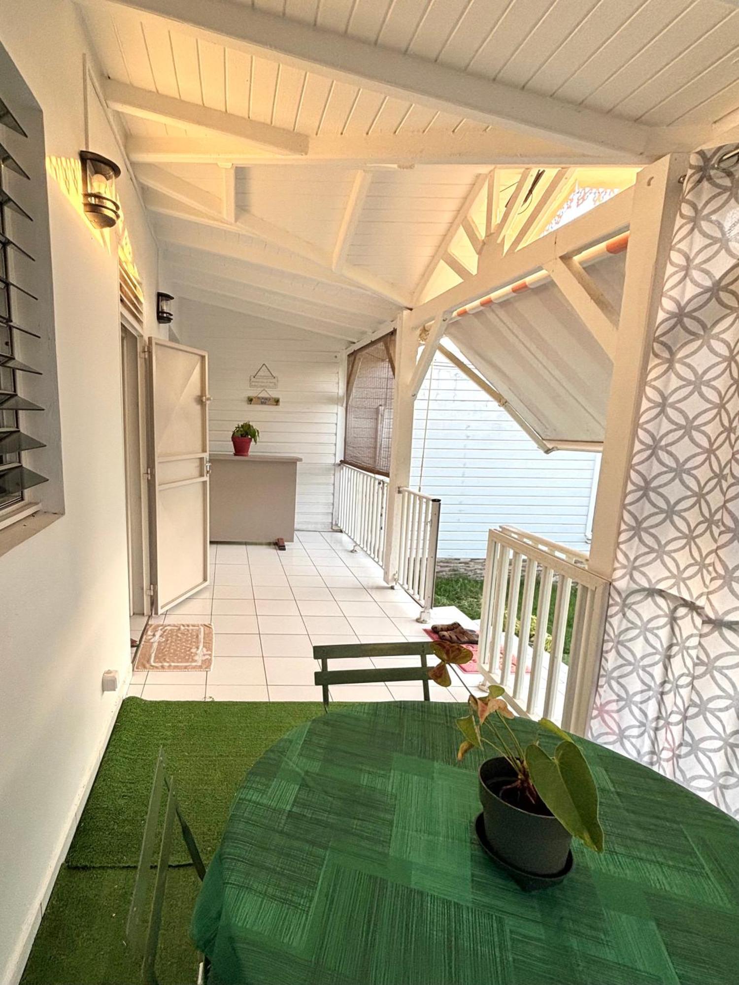 Le Gite Ohana - Proches Des Plages Et Jardin Prive Saint-Francois  Exterior photo